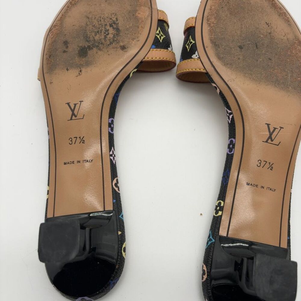 Louis Vuitton Women's Slide - Picture 4 of 4